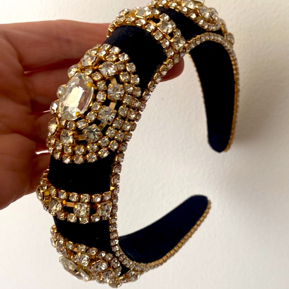 Gorgeous black padded Queen headband